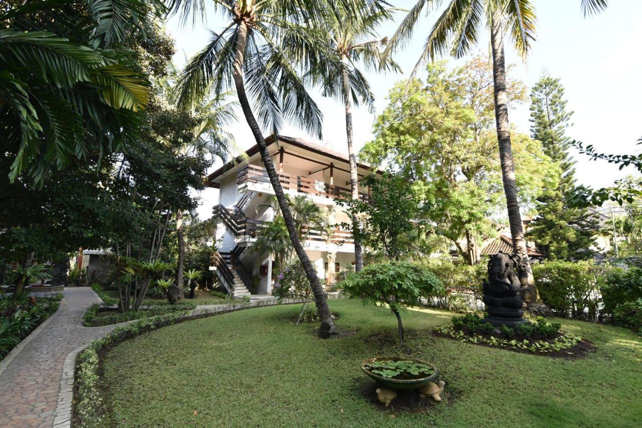 Hotel Grand Kumala Bali Легиан Экстерьер фото